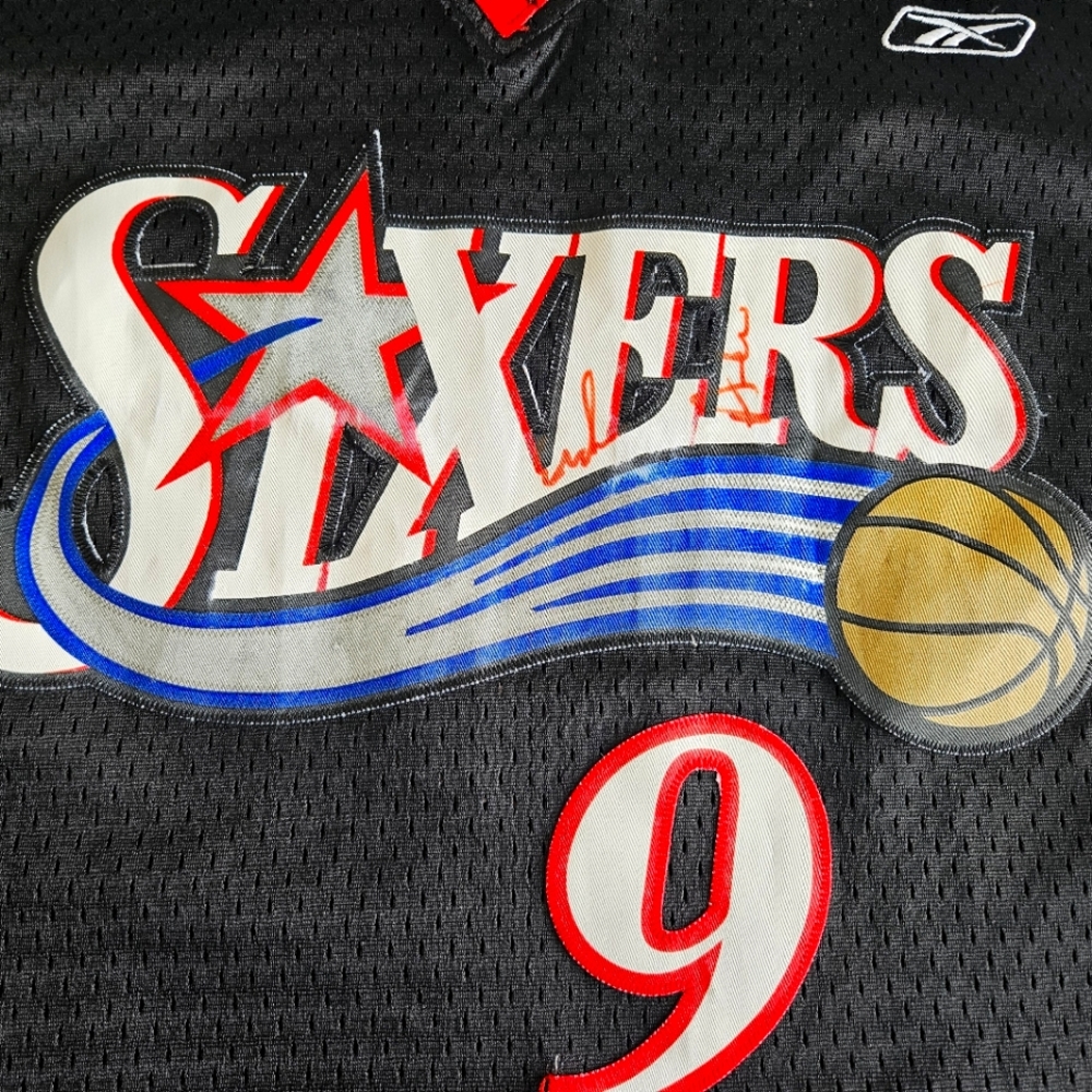 Signed Andre Iguodala Jersey - Picture 5 of 7